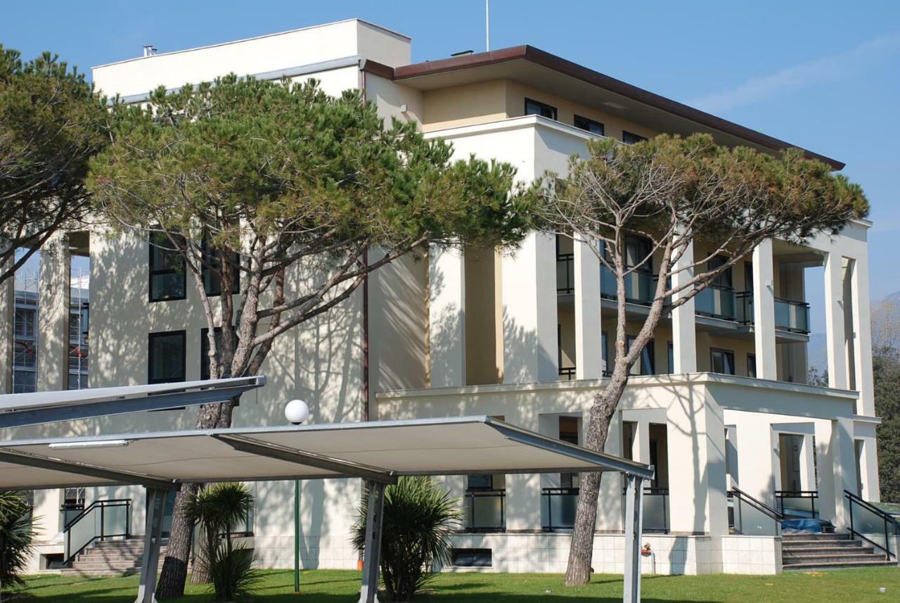 Caesar & Hotel 4*